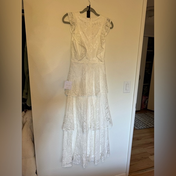 NEW Lulus Molinetto Lace Riffle Tiered Maxi Dress White Bridal Size XS NWT - Picture 7 of 11